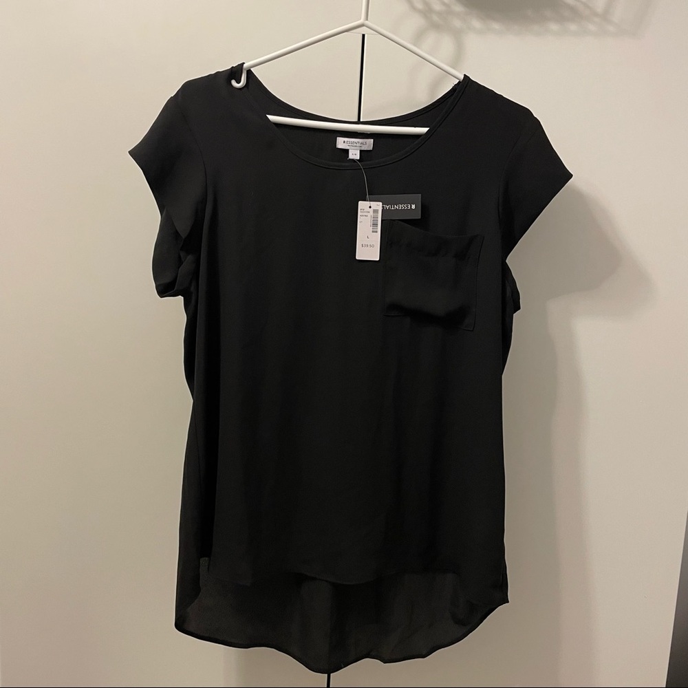 ✨2/$20, NWT🖤✨ Reitmans R-Essentials: Flowy Pocket Tee